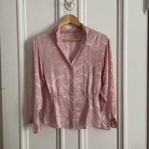 Vintage Evan-Picone Petites Blouse – Soft Pink Geo Satin, Size 4